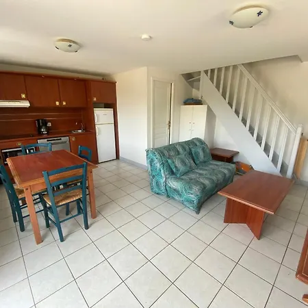 Batz-sur-mer: Duplex 2 Chambres, 6 Pers., Parking - Fr-1-843-1 アパート